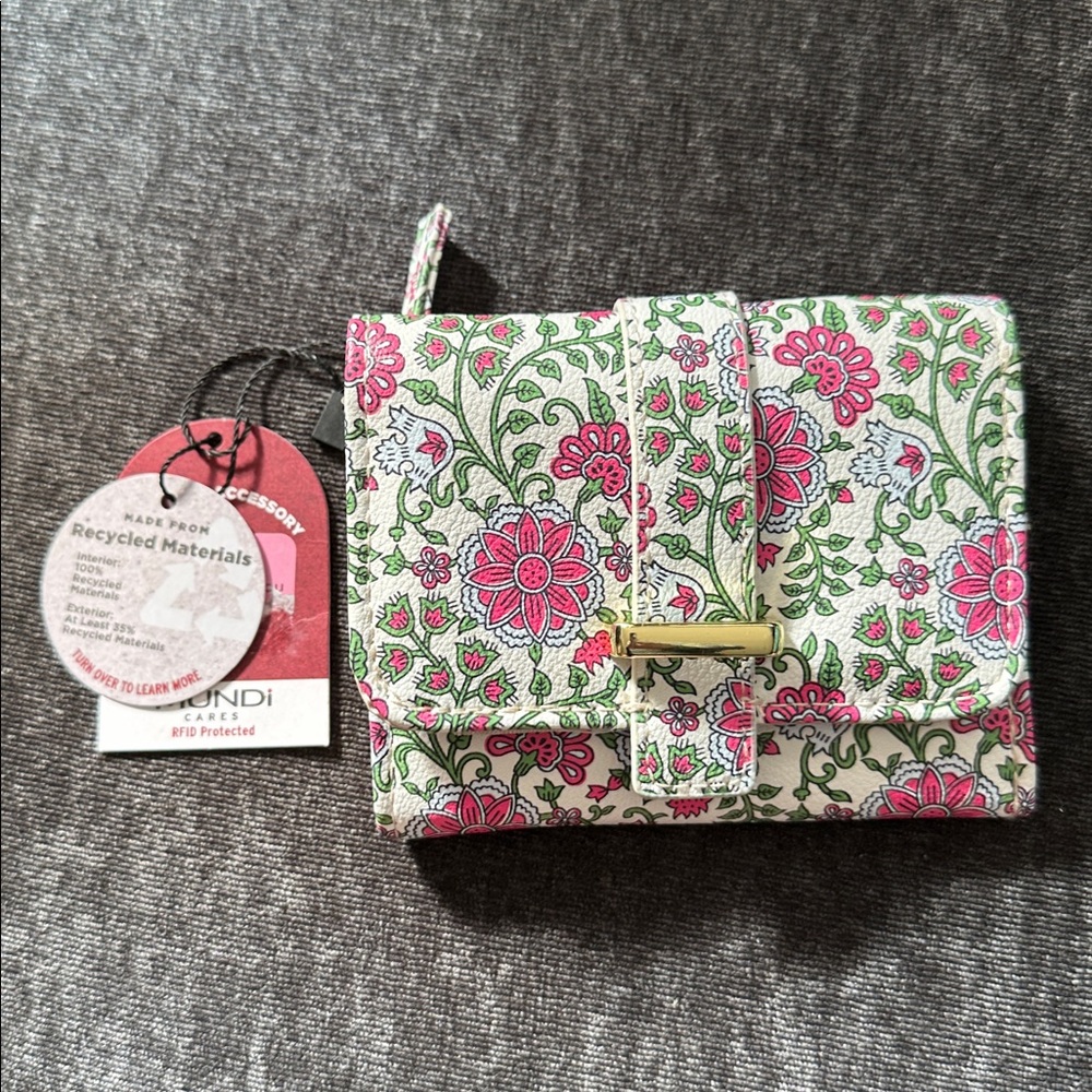 Mundi Floral Wallet NEW NWT